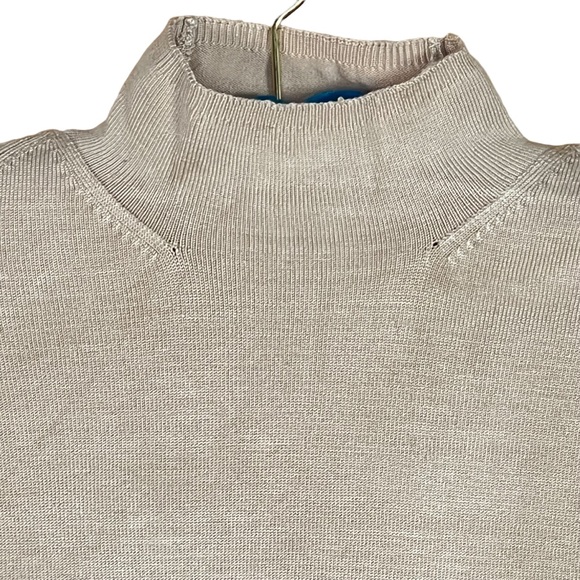 EMANUEL Emanuel Ungaro Petite Silk Blend Funnel Neck Pullovet Sweater Size P - Picture 2 of 8